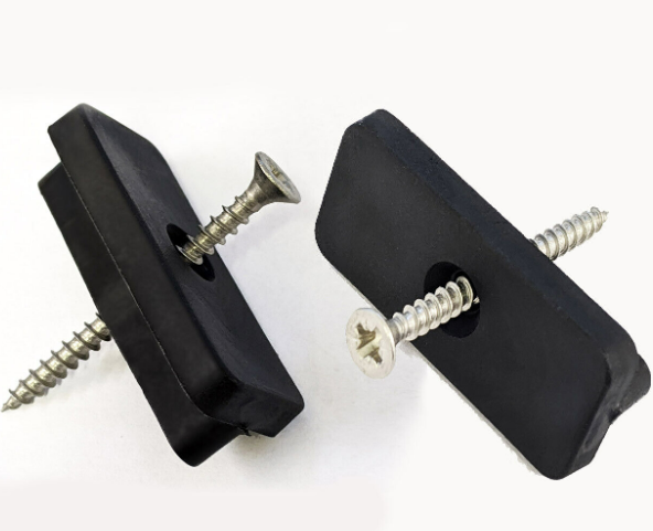 DEVO-DECK middle screws and clips for secure and invisible decking fastening.
